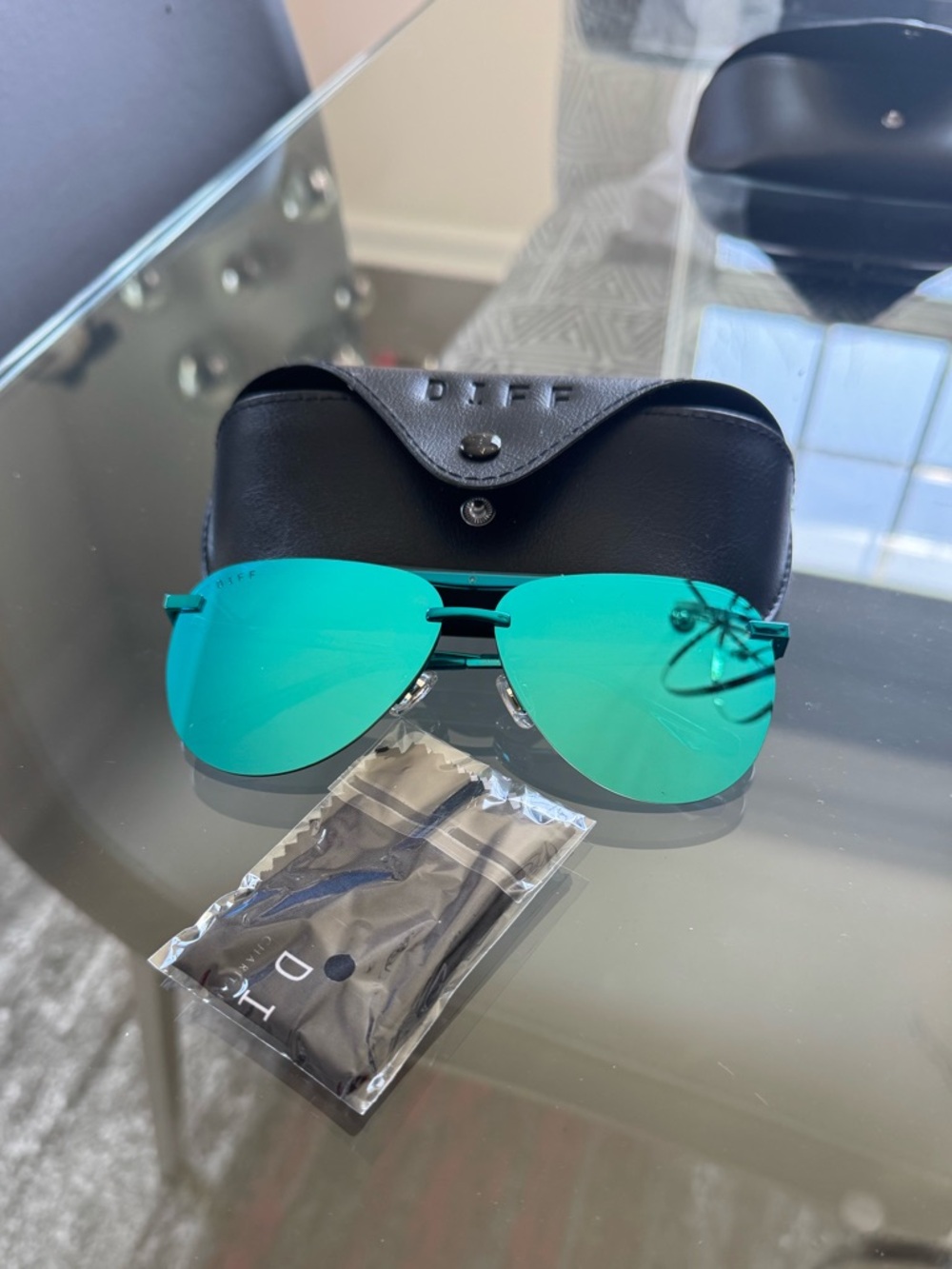 Diff Eyewear Aviator Sunglasses Teal Green Lenses with Black Case